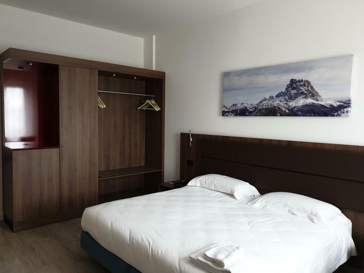 Albergo Delle Alpi Belluno Eksteriør bilde